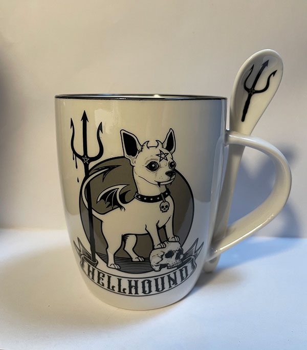 https://gargoylestatuary.com/wp-gs-content/uploads/2021/09/20210909Hellhound-mug.jpg